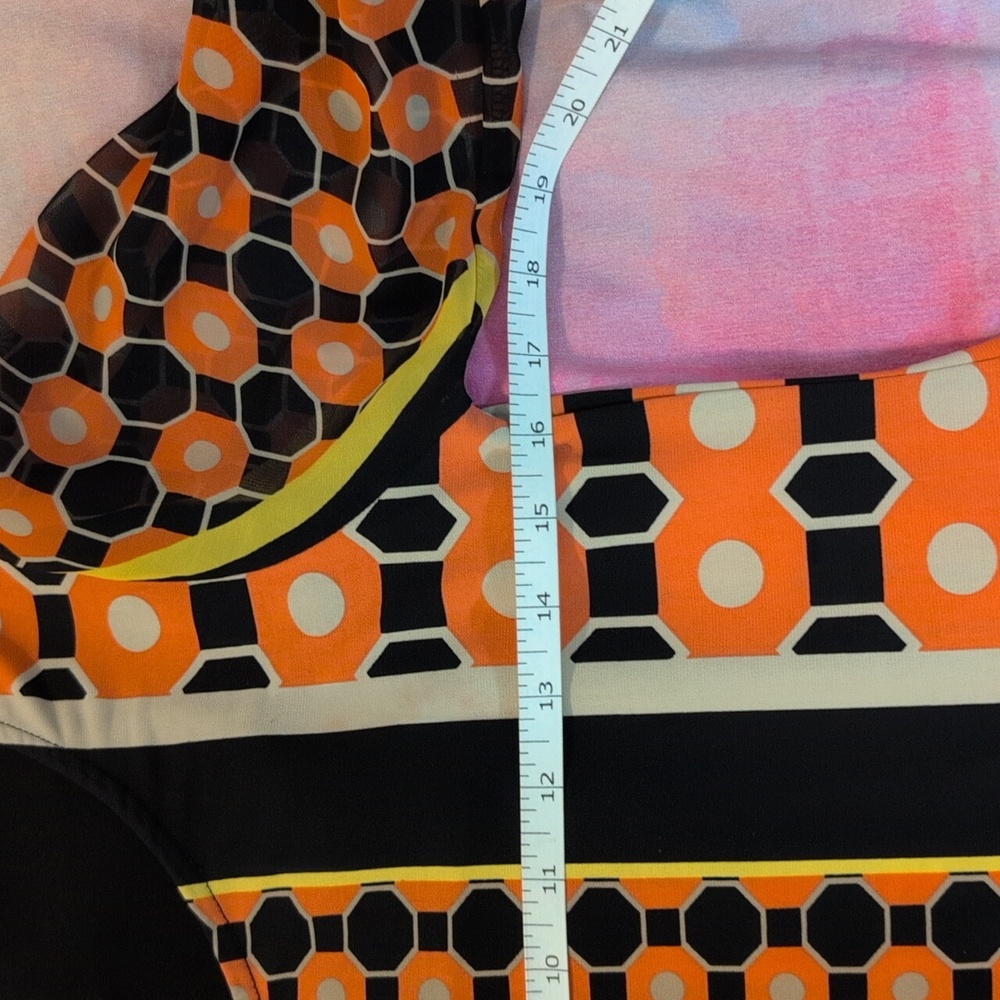 Chic Geometric Print Women's Dress Or Top - Picture 7 of 8
